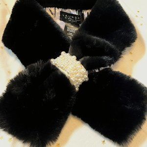 Laundry by Shelli Segal Faux Fur Pull-Through Scarf